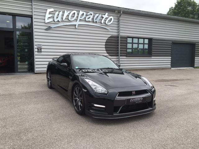 Nissan GT-R GTR 550CH Black Edition