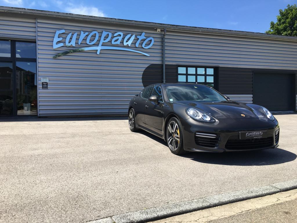 Porsche Panamera Turbo S 570CH