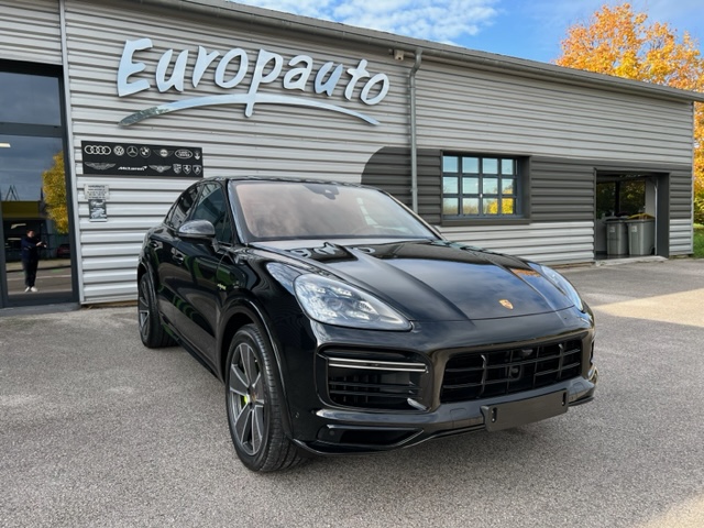 Porsche Cayenne coupé TURBO S hybrid 680 