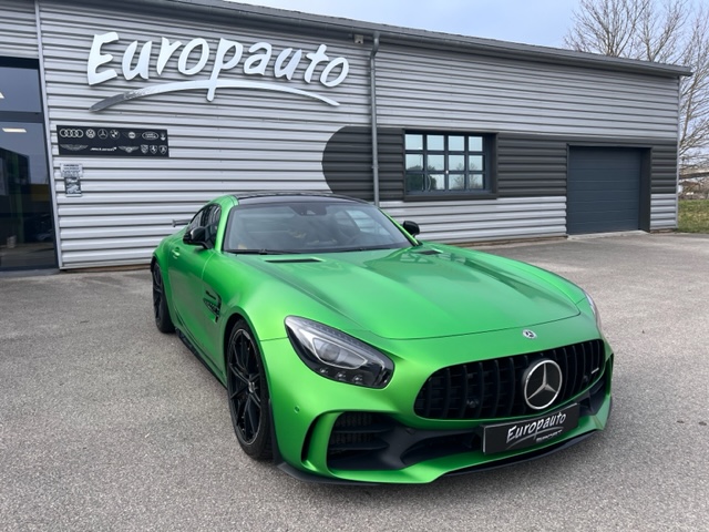 Mercedes AMG GTR 585 ch