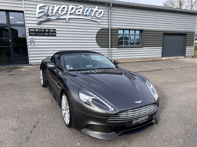 Aston Martin Vanquish volante 575CH ZF8